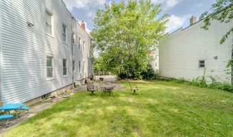 556 N Pearl St, Menands, NY 12204