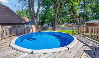 1036 W OKLAHOMA St, Appleton, WI 54914