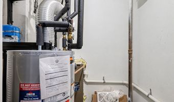 2451 MIDTOWN Ave 1611, Alexandria, VA 22303