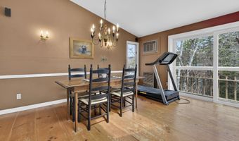37 High St, Bradford, NH 03221