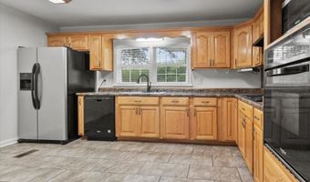 815 Martling Rd, Albertville, AL 35951