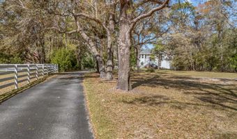 4250 NW 81 Ln, Bell, FL 32619