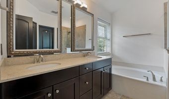 3906 Asbury Ln, Addison, TX 75001