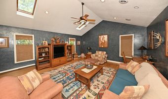 191 Cherry Ln, Airmont, NY 10952