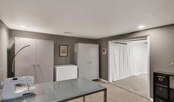 6765 WINDERMERE Ct, Allentown, PA 18104