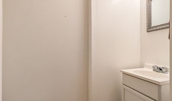 2660 Conrad Ave, Akron, OH 44314