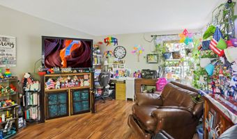 1623 S 7th St, Aberdeen, SD 57401
