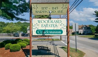 1137 Hartford Ave 5B, Johnston, RI 02919