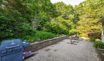 78 South Rd, Colchester, CT 06415