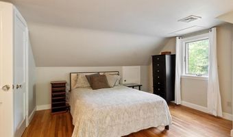 2 Doris Rd, Bedford, MA 01730