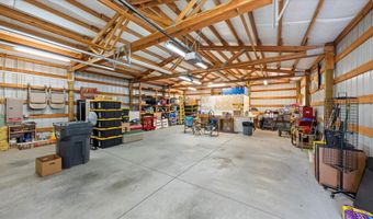317 7th St, Benton City, WA 99320