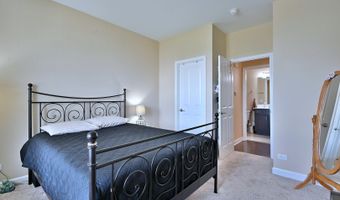 222 N Sunset Ln, Addison, IL 60101