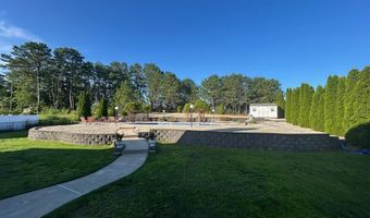 15 Hannah Lee Rd, Barnegat, NJ 08005