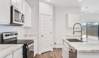 2082 W STARFIRE Ave, Apache Junction, AZ 85120