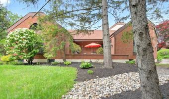 101 E Krumkill Rd, Albany, NY 12208