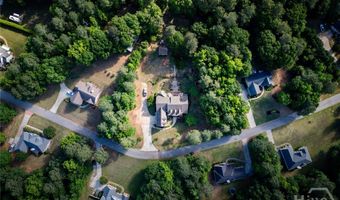 283 Creekside Dr, Arnoldsville, GA 30619