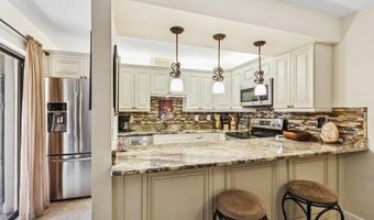 7 Atrium Cir D, Atlantis, FL 33462