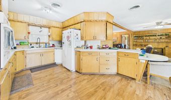 1512 Avenue K, Abernathy, TX 79311