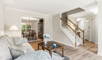 1211 Waterford Green Dr, Apex, NC 27502