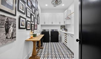 810 Caddo Dr, Benton, AR 72019