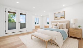 7 Sheffield Ave, Newport, RI 02840