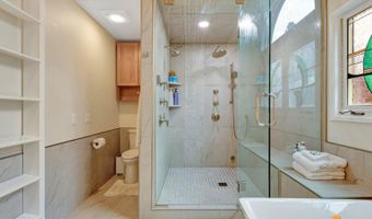 2140 Atwood Dr, Anchorage, AK 99517