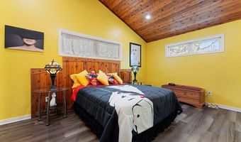 120 Vernon St, Algoma, WI 54201