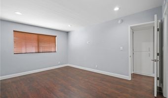 5414 Newcastle Ave 66, Encino, CA 91316