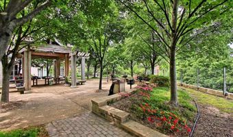 4141 N HENDERSON Rd 107, Arlington, VA 22203