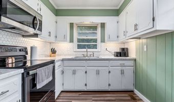 121 Pat Carr Ln, Alpine, TN 38543
