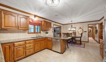 6575 Robin Hood Dr, Indianapolis, IN 46227