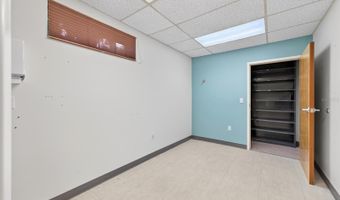 220 N WESTMONTE Dr B, Altamonte Springs, FL 32714