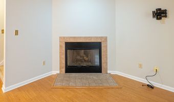 15 Quarry Village Rd 15, Cheshire, CT 06410