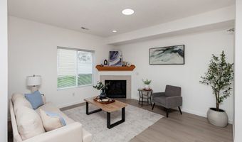 1210 NE 6th Ln I14, Ankeny, IA 50021