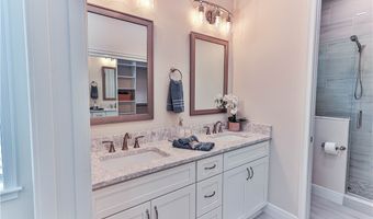 130 NE Crystal St, Crystal River, FL 34428