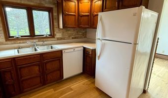 811 SUNSET Dr, Antigo, WI 54409