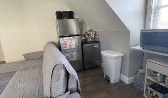 40 Scofield Ave, Bridgeport, CT 06605