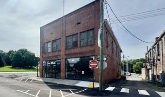 221 E Washington Ave, Athens, TN 37303