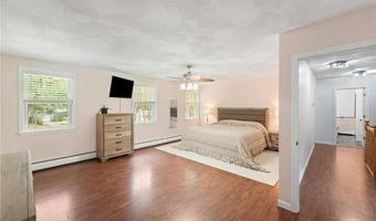 15 Bestwick Trl, Coventry, RI 02816