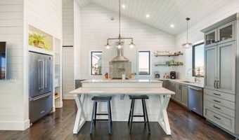 560 Talons Reach Run, Berthoud, CO 80513