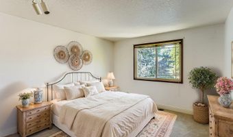 21024 SW CHARLENE St, Beaverton, OR 97003