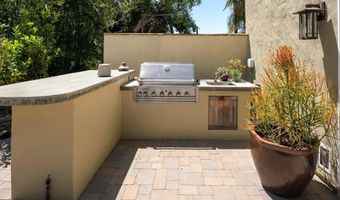 1858 Laurel Rd, Oceanside, CA 92054
