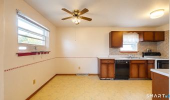 45 Elaine Dr, Ansonia, CT 06401