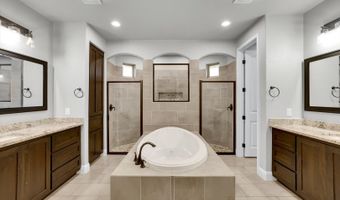 839 Shady Grv, Adkins, TX 78101