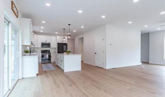 956 N Barnstead Rd, Barnstead, NH 03225