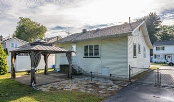 30 S Valley Rd, Bayonne, NJ 07035