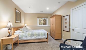7320 Valhalla Dr SE, Alto, MI 49302