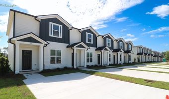 405 Hampton Ln, Bainbridge, GA 39819