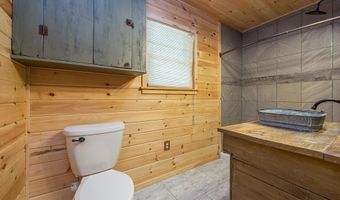333 Smithfield Rd, Belgrade, ME 04917