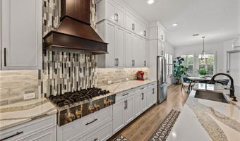 7109 ESTERO Ct, Apollo Beach, FL 33572